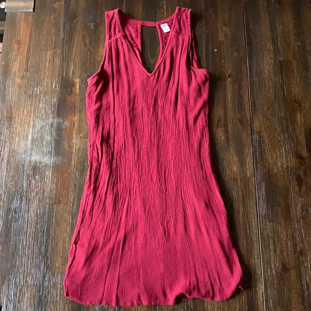 Red mid thigh length dress. Size medium.